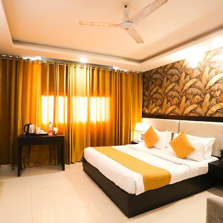 Hotel Aashiyana New Delhi Luaran gambar