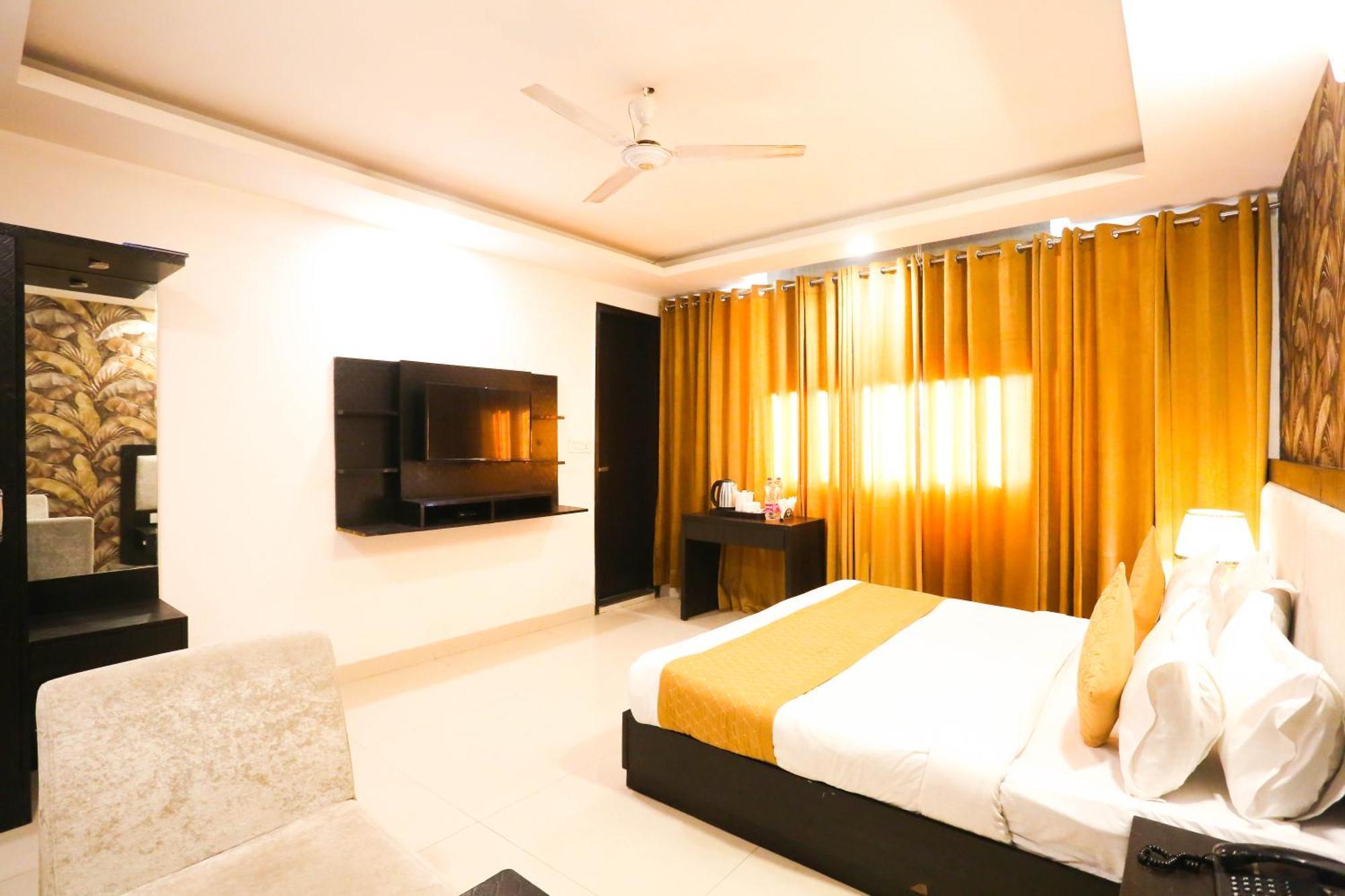 Hotel Aashiyana New Delhi Luaran gambar